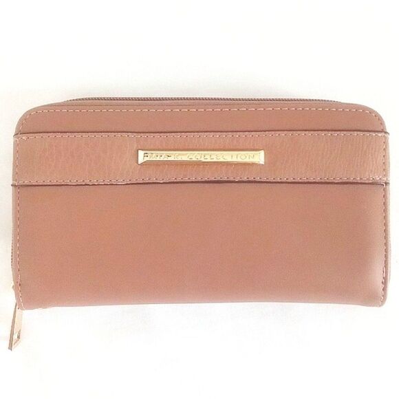 Womens NWOT MIA K. COLLECTION Stylish Tan Leather Wallet - Picture 1 of 3